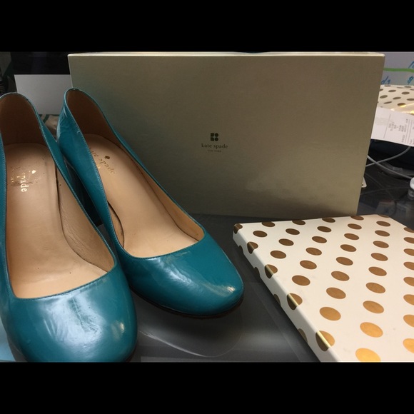 Price ⬇️ Kate Spade Teal Shelly Pump  👠