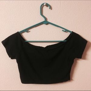 (S) Cropped Black Top With Lace (S) Cropped Black Top With Lace