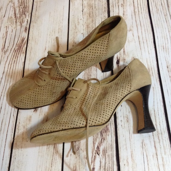 Isaac Mizrahi Shoes - Booties Suede by Isaac Mizrahi Shoes Italian Cream