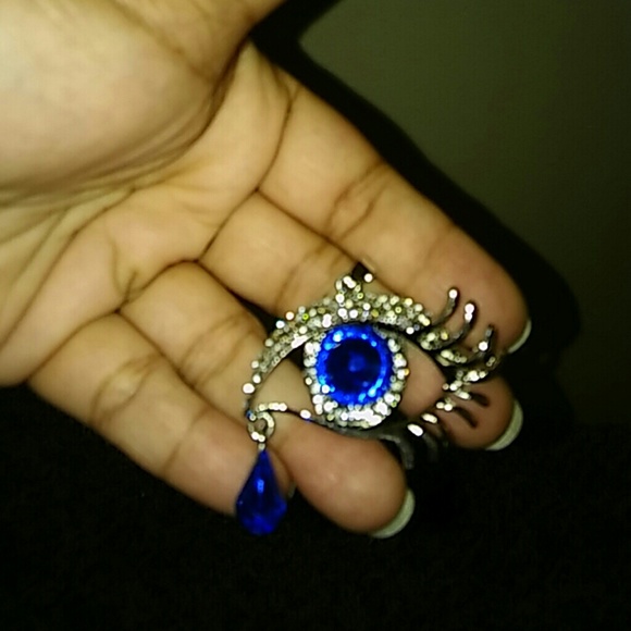 Necklace - Picture 3 of 3