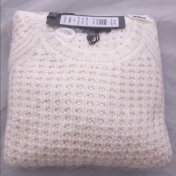 NWT Ivory or Blue Michael Stars Crew Neck Sweater - Picture 4 of 4