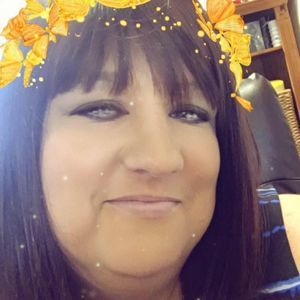 Meet your Posher, Carrie