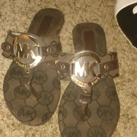 Mk flip flops