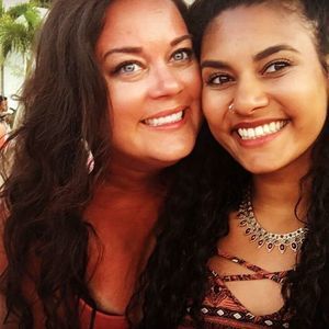 Meet your Posher, Brooke