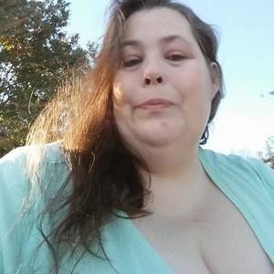 Meet your Posher, Cynthia