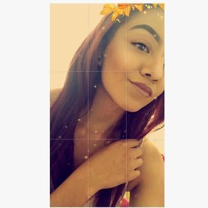 Meet your Posher, Iris