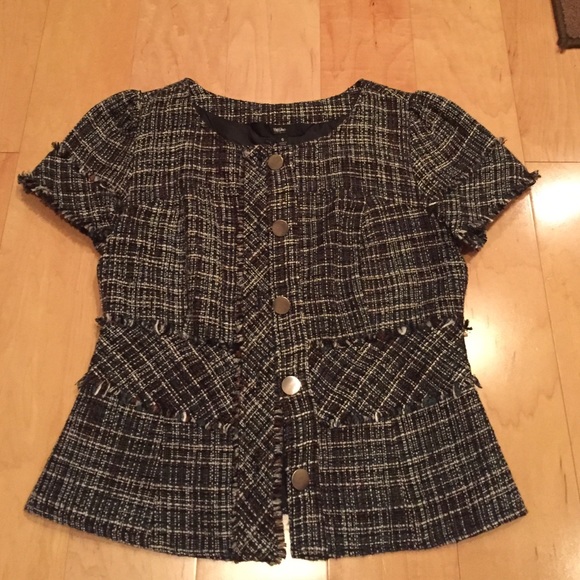 SOLD in a bundle ✨Fringed, Pleated, Lined Jacket ✨ - Picture 1 of 4