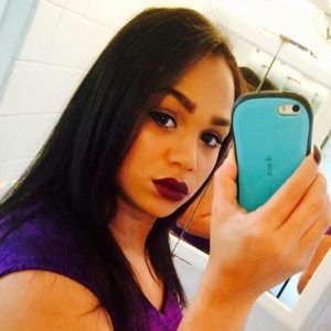 Meet your Posher, Bibi