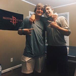 Meet your Posher, Chris