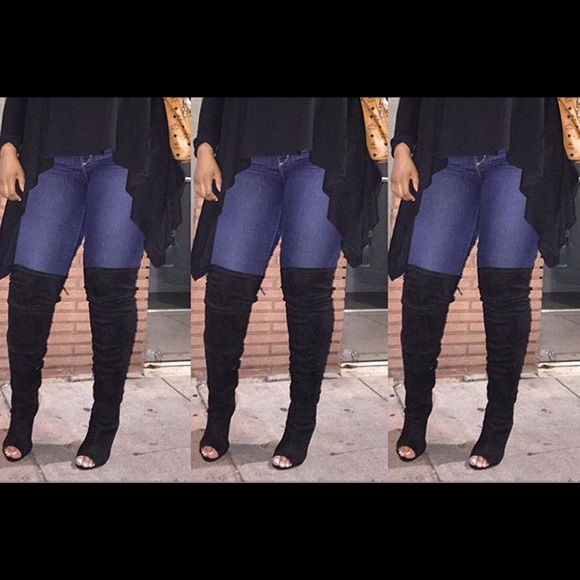 Final Price Drop💛✨ Peep toe over the knee boot