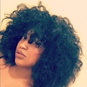 Meet your Posher, Brianna