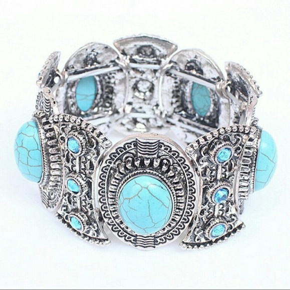 Boho , chic Turquoise and silver bracelet
