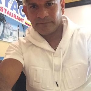 Meet your Posher, Victor