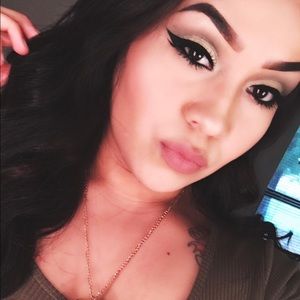 Meet your Posher, Katia