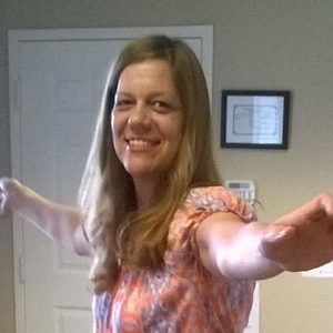 Meet your Posher, Deborah