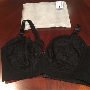 Black lace push-up bra NWT