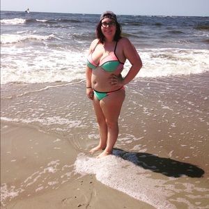 Meet your Posher, Abigail