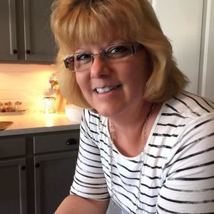 Meet your Posher, Tina