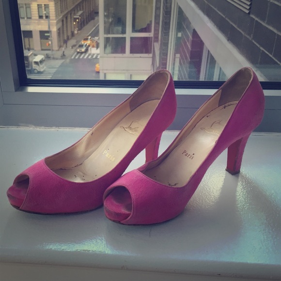 Pink loub pumps!