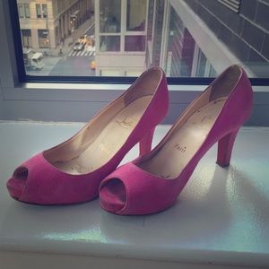 Pink loub pumps!