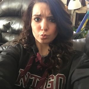 Meet your Posher, Kendall