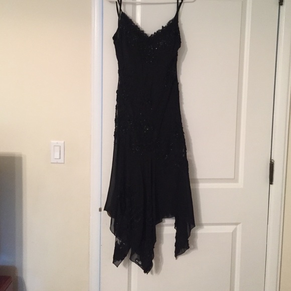 Black asymmetrical sequence dress - Picture 1 of 3
