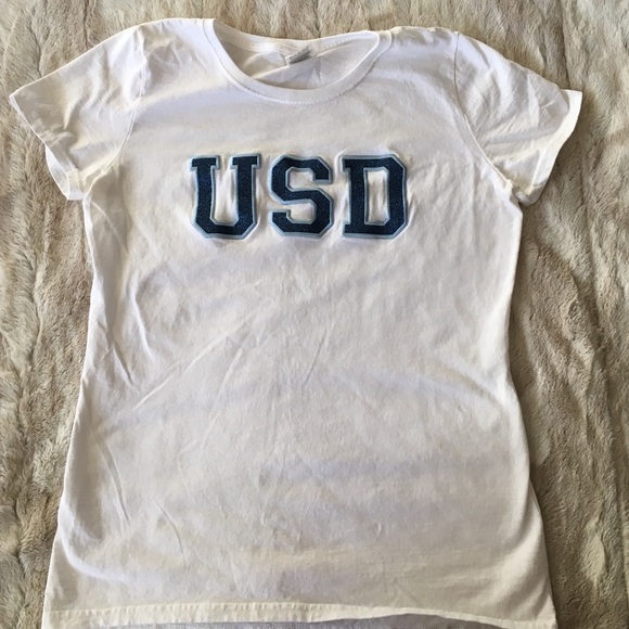 USD T-shirt