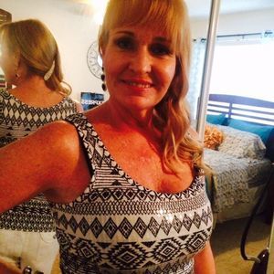 Meet your Posher, Jeanne