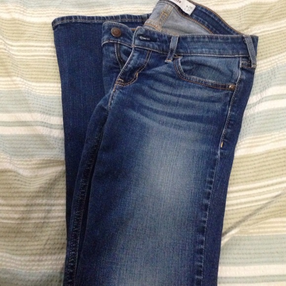 Hollister jeans