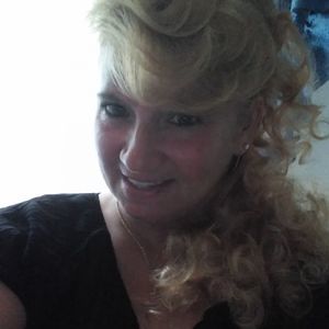 Meet your Posher, Angie