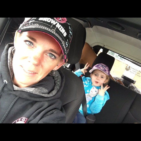 Meet your Posher, Nancie - Picture 4 of 4