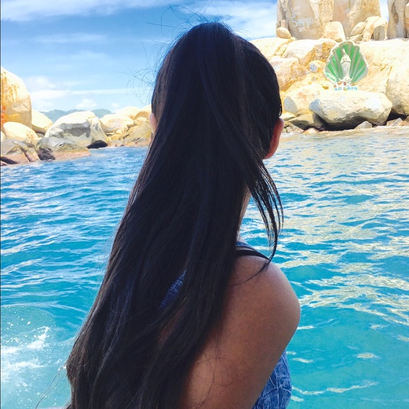 Meet your Posher, Iris - Picture 1 of 1