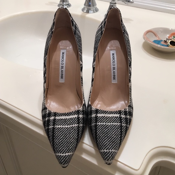 Shoes - Picture 1 of 1