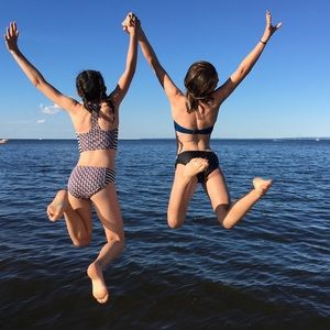 Meet your Posher, Aida