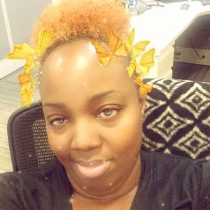 Meet your Posher, Lasonja