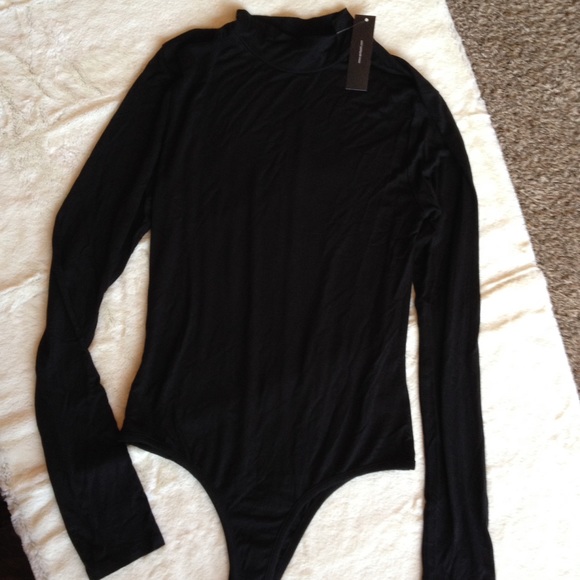 🚫SOLD🚫April Spirit Mock Neck Bodysuit L - Picture 4 of 4