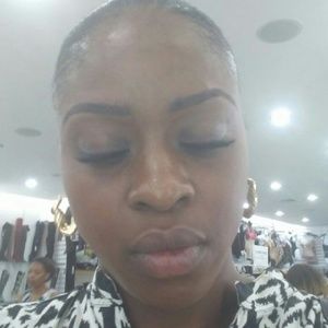 Meet your Posher, Candice