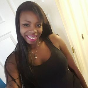 Meet your Posher, Renecia