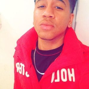 Meet your Posher, Cameron