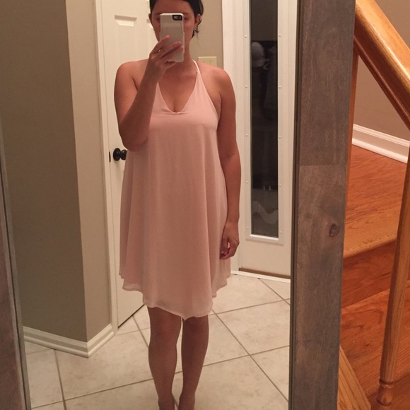 Pink chiffon halter dress - Picture 4 of 4