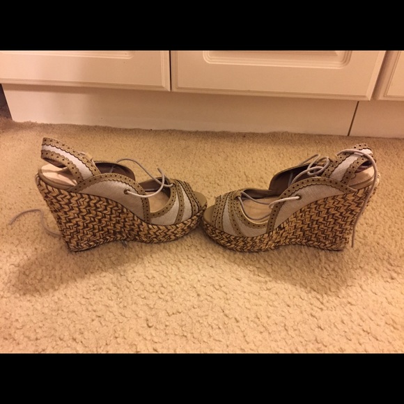 🎀 summer wedges