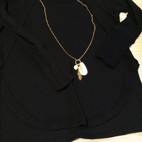 Navy waffle knit top🍁 - Picture 3 of 3