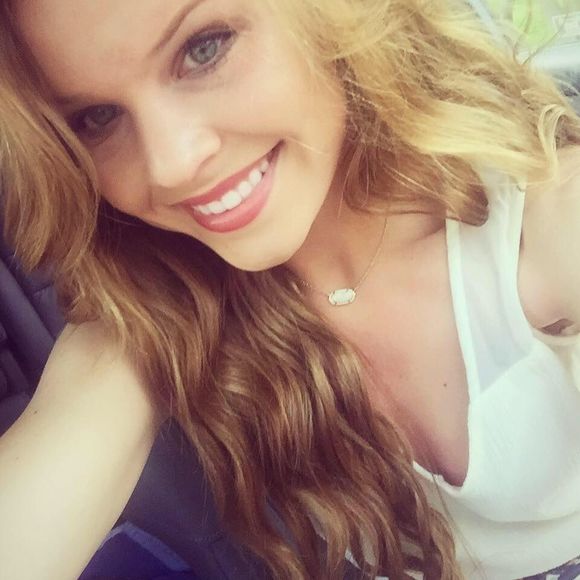 Meet your Posher, Leah