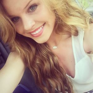 Meet your Posher, Leah