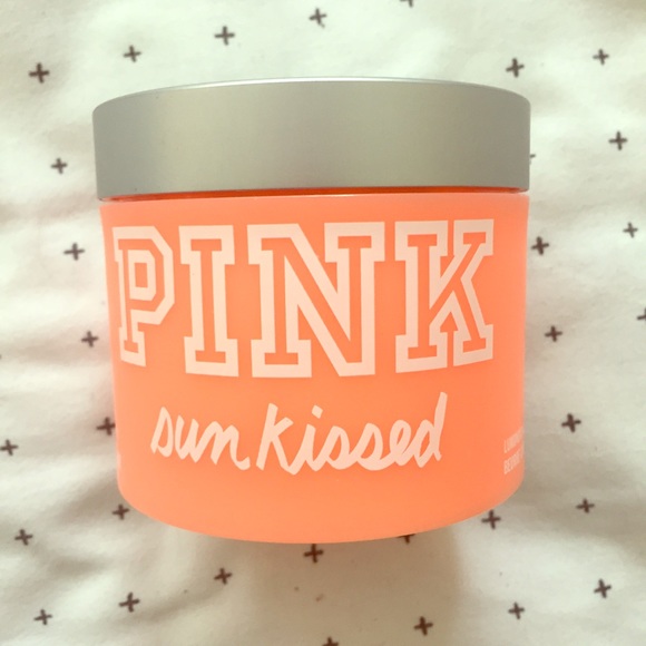 LIKE NEW VS Pink Sunkissed Luminous Body Butter