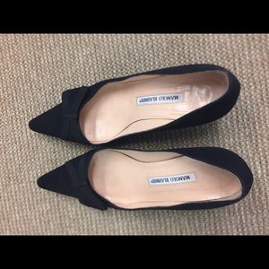Gently worn black Manolo Blahnik kitten heel shoes