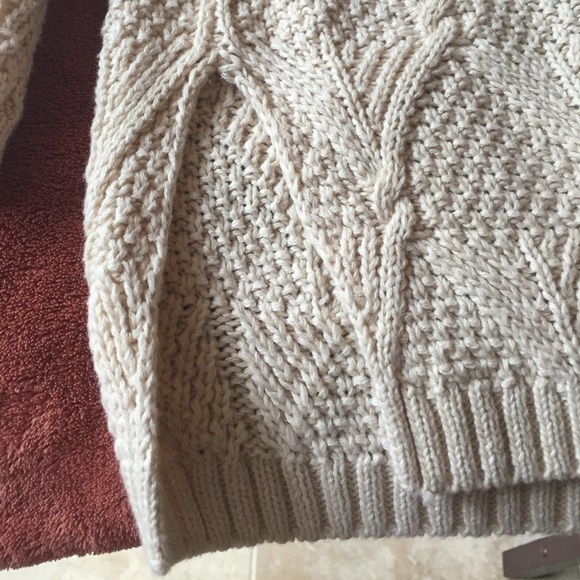 Sweater - Picture 2 of 4