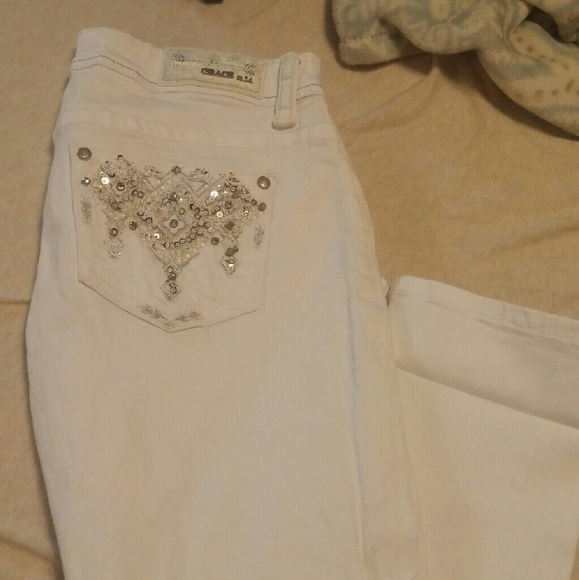 White capris