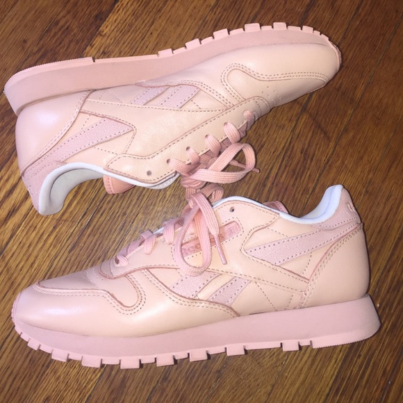 Limited Edition Reebok x FACE Stockholm Sneaker