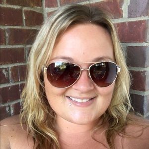 Meet your Posher, Mandi